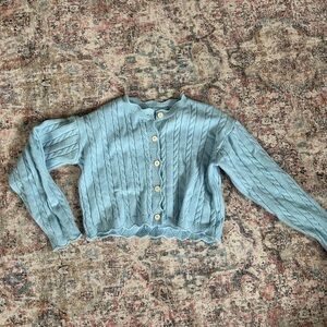 crop sweater 🐳🐳